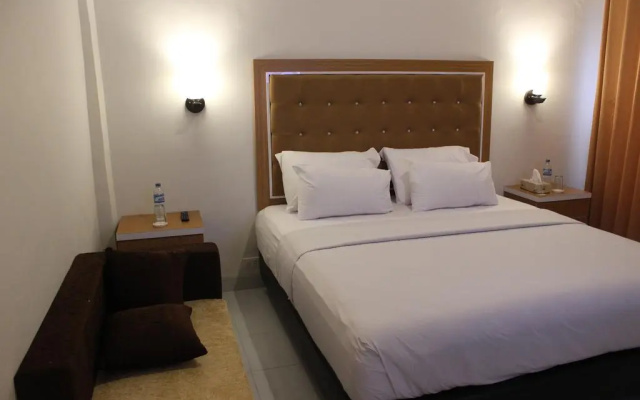 Pesona Bay Sea View Hotel