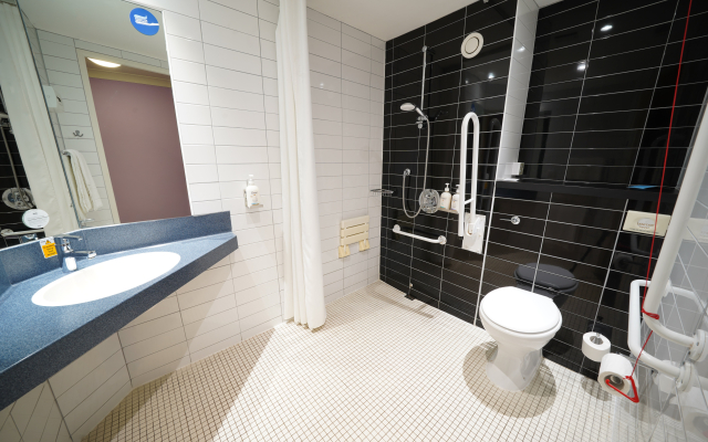 Holiday Inn Express Glenrothes by IHG