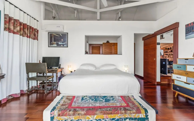 3BR Villa M Mento With Infinity Pool