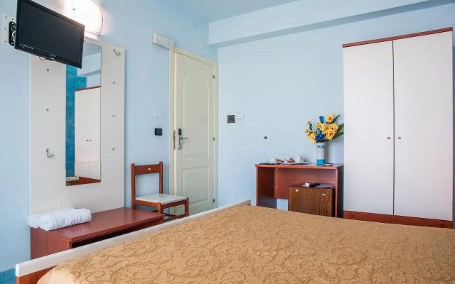 Megaron Hotel
