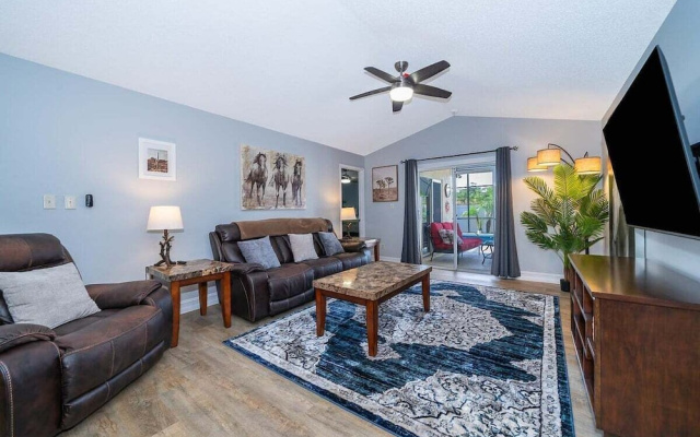 4820 Jamaica Lane 4bed