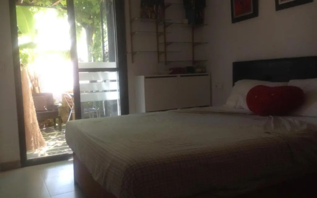 PLAYA ALMARDA,PISCINA,2 TERRAZAS,WIFI,PARKING,BBQ,TRANQUILo