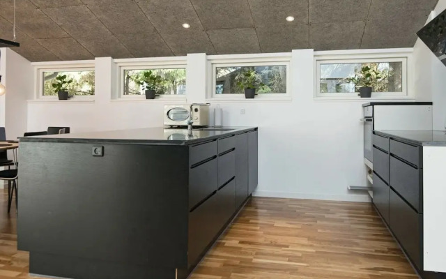 10 Person Holiday Home in Glesborg