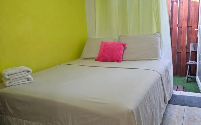 The Jazmine's Apartments
