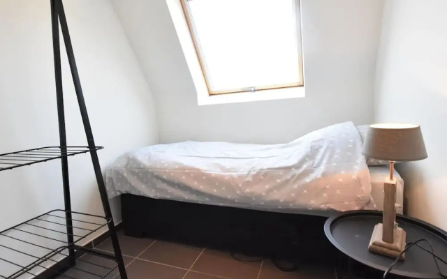 Cozy Holiday Home near Westhoek
