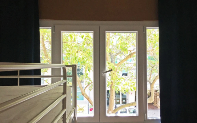 Avenue Rooms & Suites - Hostel