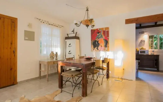 Villa Salinas
