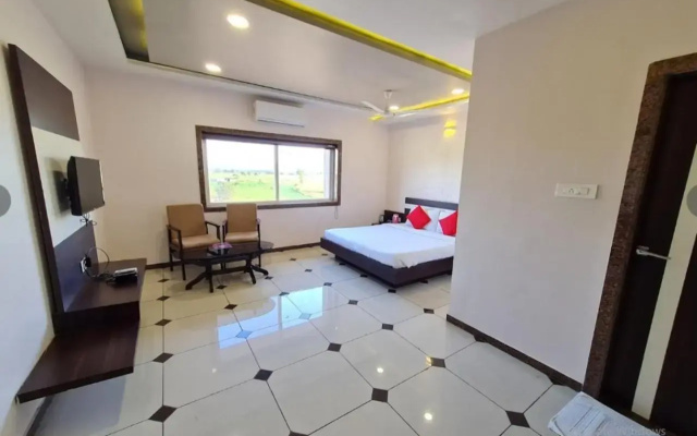 OYO 19312 Hotel Shiv Shakti
