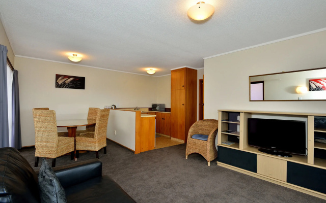 Waikanae Beach Motel