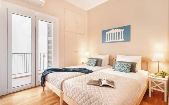 Stylish apt steps from Acropolis by GHH