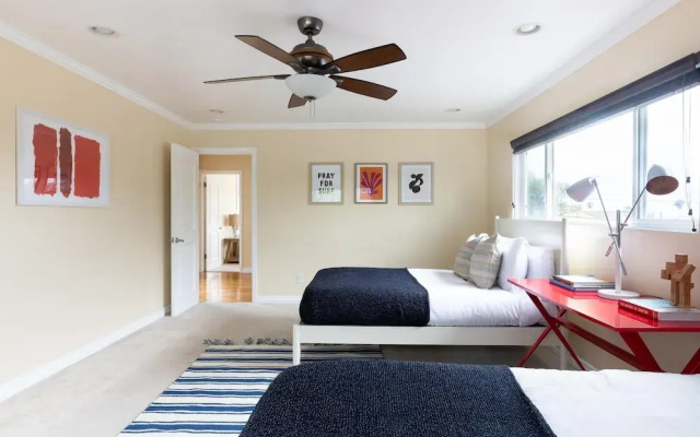 Oliver by AvantStay | Beach House 4 Blcks from Ocean