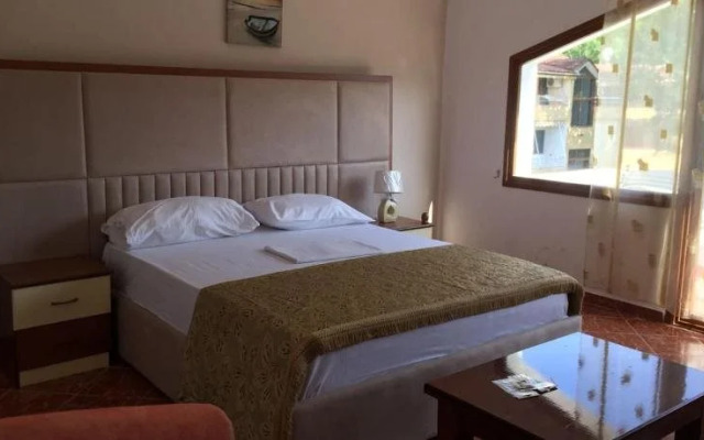 Hotel Pishat e Buta