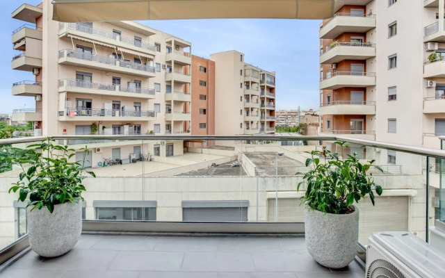 Sanders Old Port - Humble 1-bdr. Apt. w/ Balcony