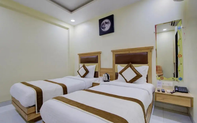 OYO 15567 Hotel Amar International