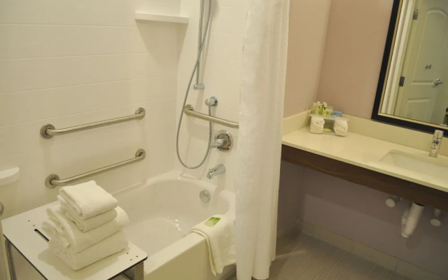 Holiday Inn Express & Suites Price