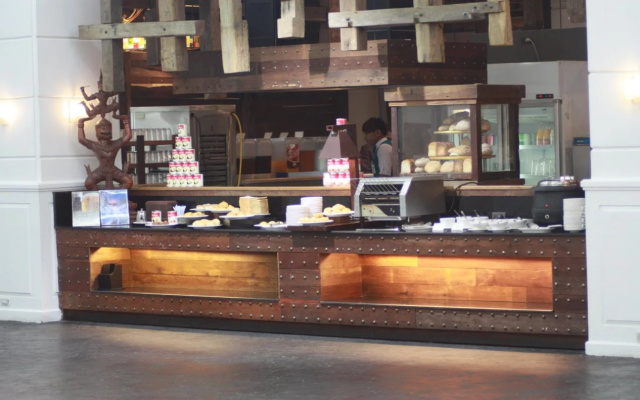 Grand Diamond City Hotel & Casino