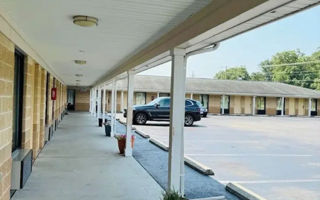 Executive Inn
