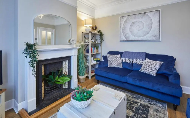 Host Stay Ebb Tide