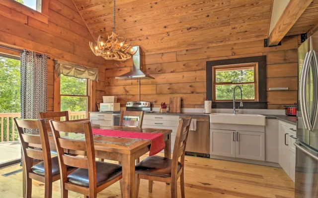 Deck + Game Room: Lakefront Landrum Cabin!