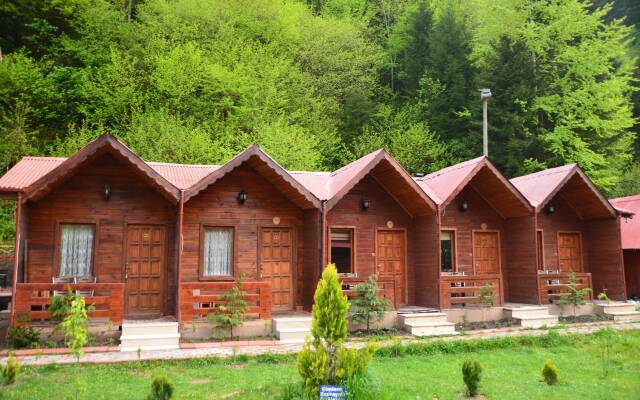 Akyuz Kardesler Hotel & Bungalow Турция, Узунгёль - отзывы, цены и фото номеров - забронировать отель Akyuz Kardesler Hotel & Bungalow онлайн вид на фасад