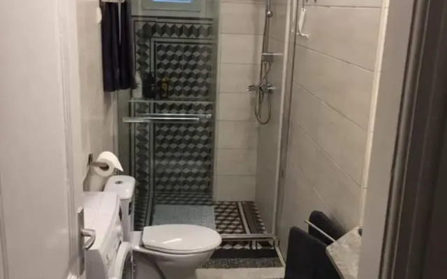 APARTMENT MAX 4 stars
