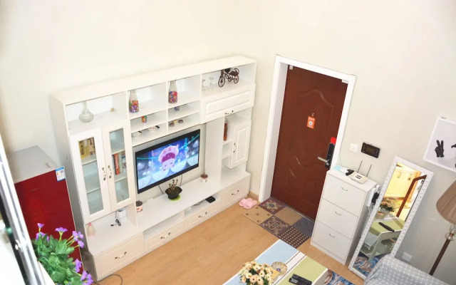 Warm House Apartment