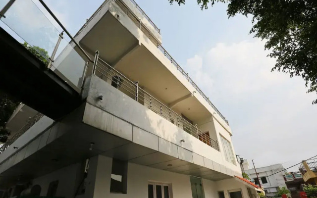 Hotel Ganga Darshan 2 By OYO Rooms