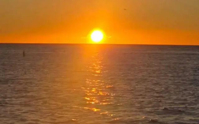 Combate Sunset Retreat