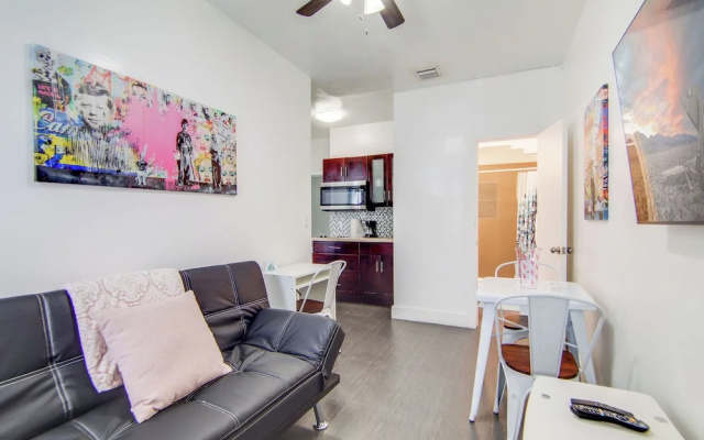 Comfy 1 B/R, Near Ocean Dr and Beach - South Beach