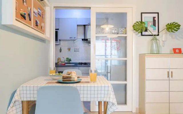 Locals Boutique Apartment Lujiang No.4