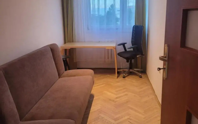 1 pokoj z 2 , kuchnia , lazienka