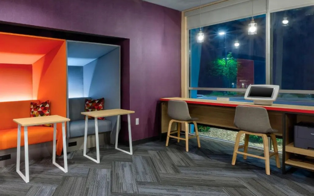 Tru By Hilton Comstock Park Grand Rapids