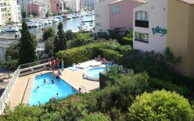 Appartement Cap d'Agde, 1 pièce, 4 personnes - FR-1-607-111