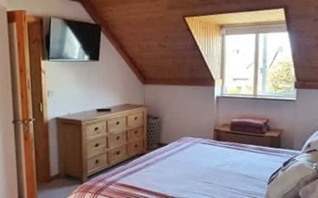 4 Bedroomed House in Waterville Close to the Beach