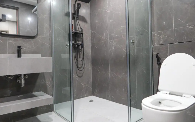Recharge Residences Studio Apartment & Suites