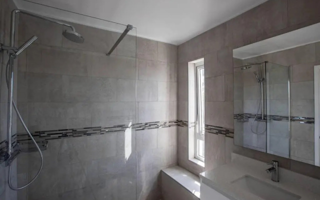 Garden View Condo in Maho