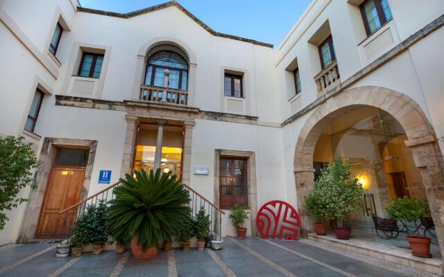 NH Collection Amistad Córdoba Hotel вид на фасад