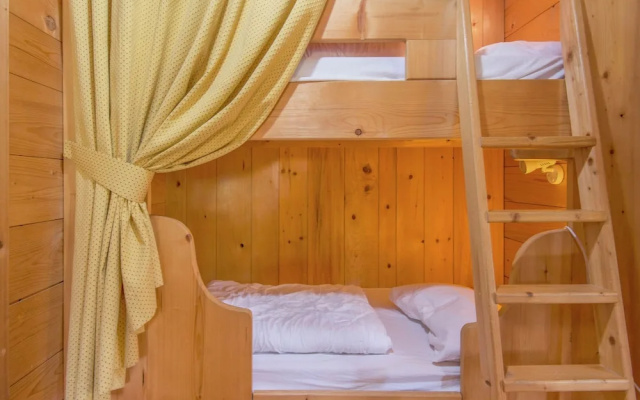 Pretty Apartment in a Separate Mountain Chalet
