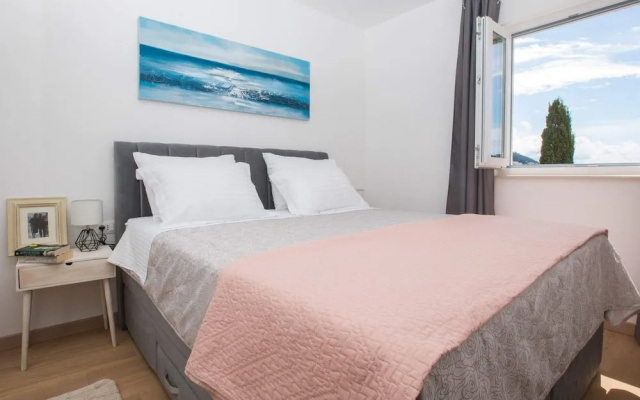 Apartment Navis