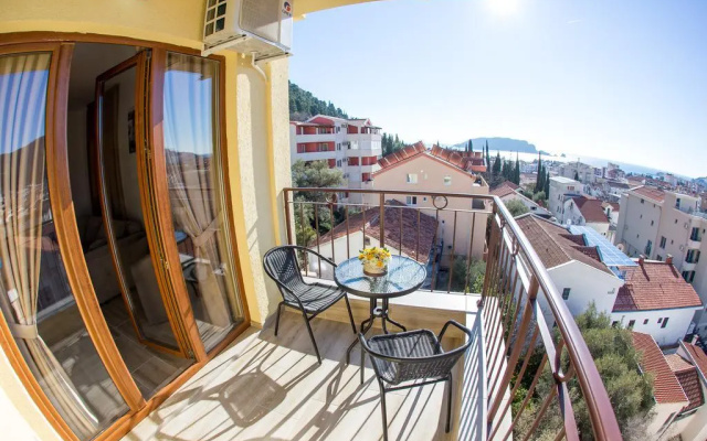 Arvala Lux Apartments