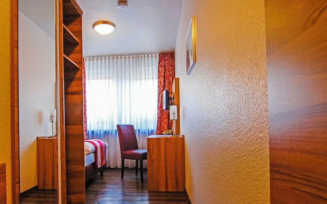 Adolph*s.hotel