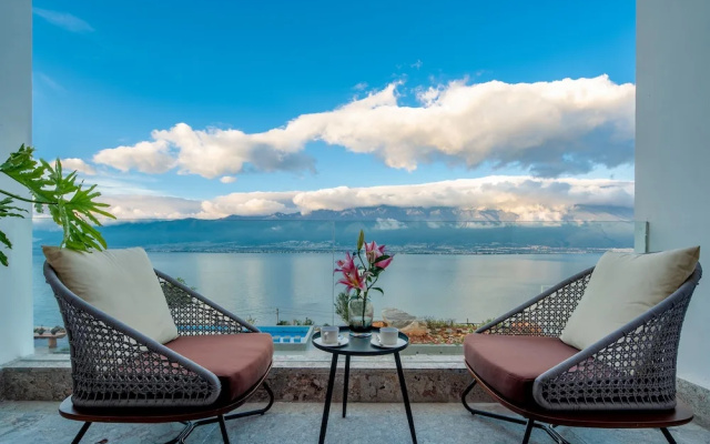 Manshan Yise Lake View Hotel