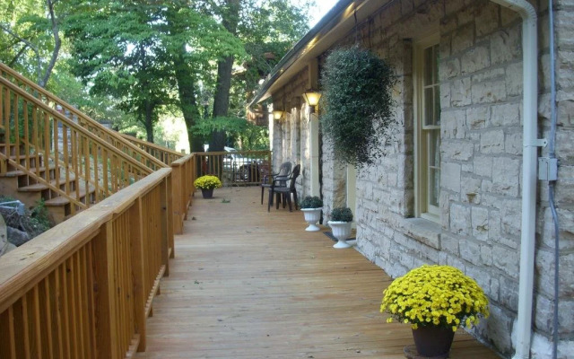 The Brownstone Inn