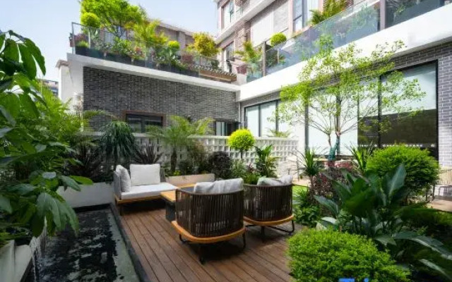 Starway Hotel (Guilin Two Rivers and Four Lakes & Elephant Hill Scenic Area)