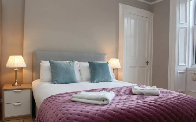 3 Bedroom City Centre Apartment