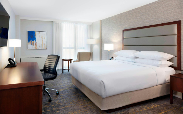 Delta Hotels by Marriott Burnaby Conference Centre