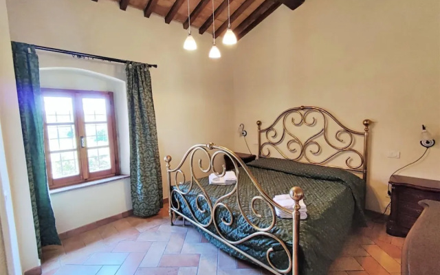 Tranquil Tuscan Stay With Pool