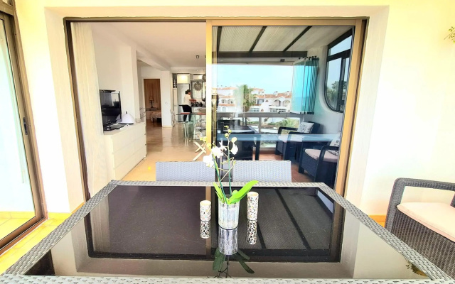 SunRise Sea Views Eco Apartment With Swimming Pool