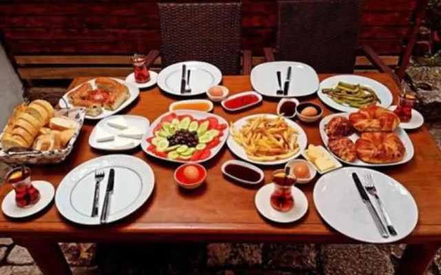 Ilk Konak Butik Otel