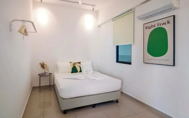 MARC Co - Living